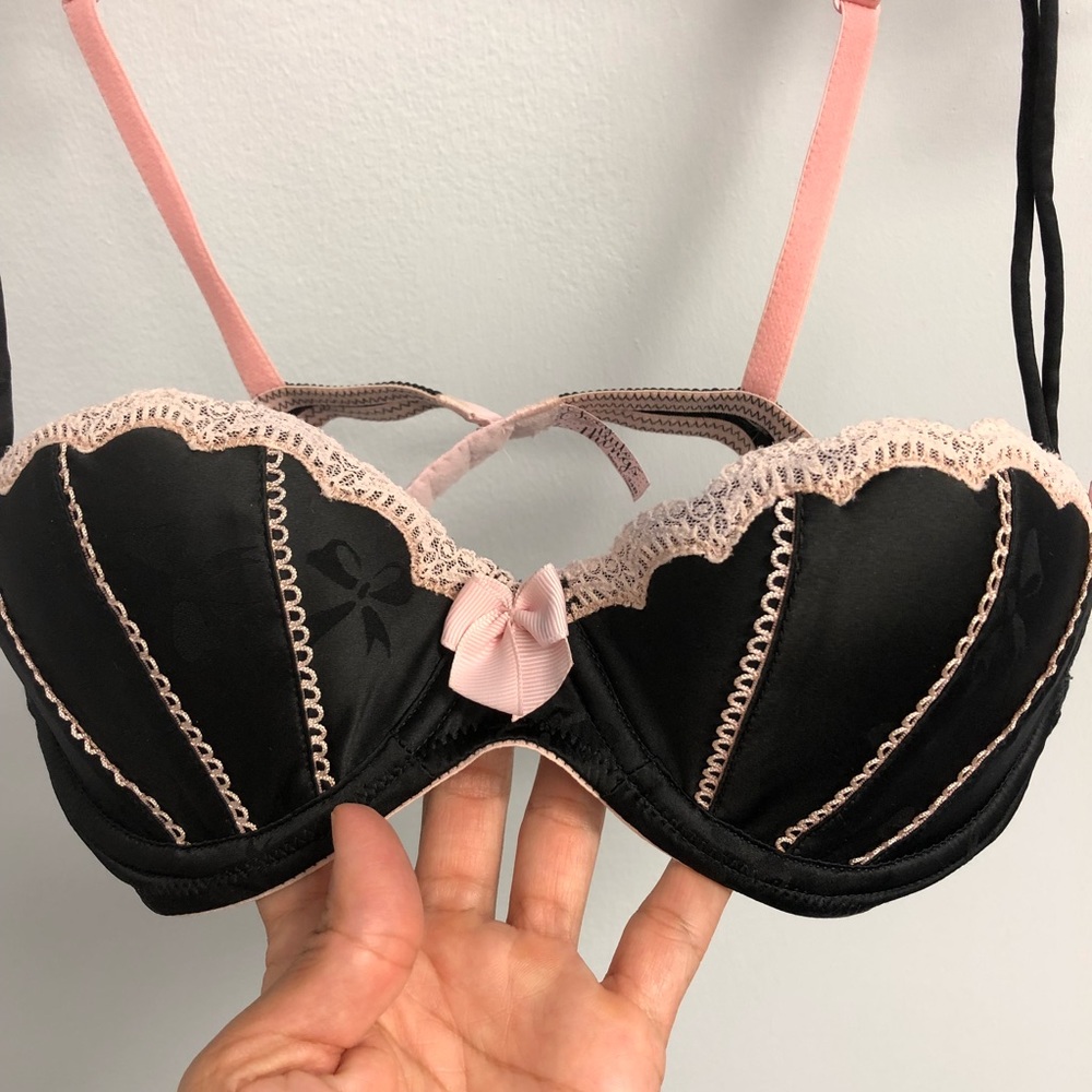 Victoria’s Secret Sexy Little Things bra